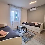 Vacation Bujas *