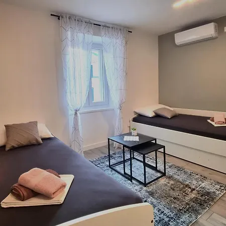 Hébergement de vacances Vacation Bujas Pag Town